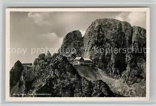 AK / Ansichtskarte Wendelstein_Berg Wendelsteinhaus Berghotel mit Gipfel und Kapelle Wendelstein_Berg