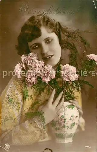 AK / Ansichtskarte Foto_NPG_Nr. 447 6 Frau Blumen Sehnsuchtstraeume Foto_NPG_Nr.