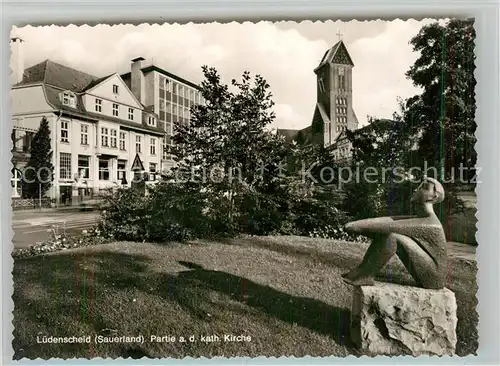 AK / Ansichtskarte Luedenscheid Partie an der kath. Kirche Luedenscheid