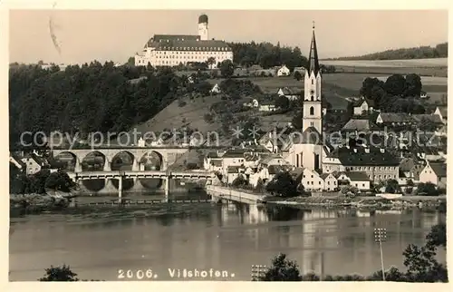 AK / Ansichtskarte Vilshofen_Donau Stadtpfarrkirche Kloster Vilshofen Donau