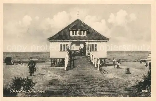 AK / Ansichtskarte Boltenhagen_Ostseebad Strandhaeuschen Boltenhagen_Ostseebad