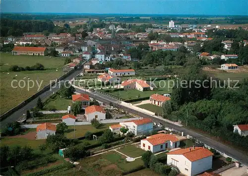 AK / Ansichtskarte Gemozac Fliegeraufnahme Gemozac