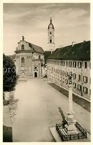 AK / Ansichtskarte Ochsenhausen Klosterkirche mit Fuerstenbau und Mariensaeule Ochsenhausen