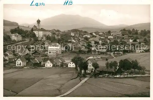 AK / Ansichtskarte Lam_Oberpfalz Ortsansicht mit Kirche Hohenbogen Bayerischer Wald Fliegeraufnahme Lam_Oberpfalz