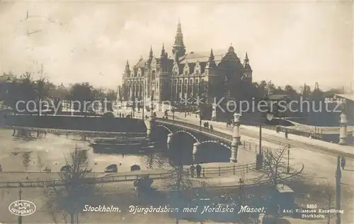 AK / Ansichtskarte Stockholm Djurgardsbron med Nordiska Museet Stockholm