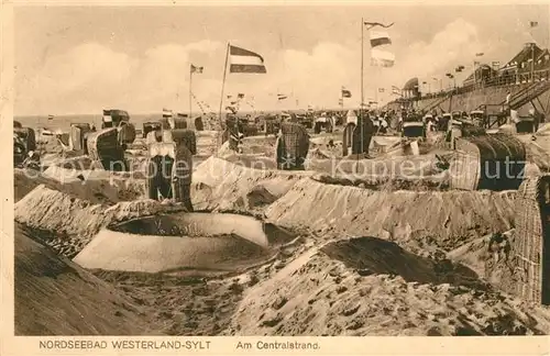 AK / Ansichtskarte Westerland_Sylt Centralstrand  Westerland_Sylt