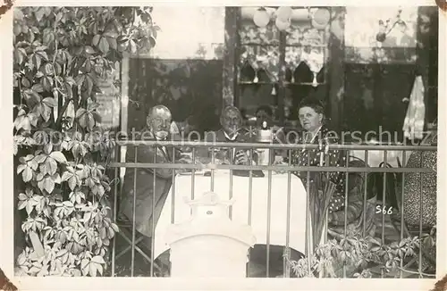 AK / Ansichtskarte Assmannshausen Im Restaurant Assmannshausen