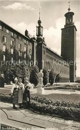 AK / Ansichtskarte Stockholm Stadshustraedgaerden Trachtengruppe Stockholm