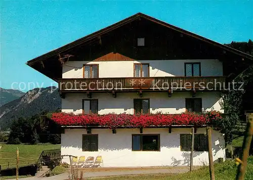 AK / Ansichtskarte Fuegen Bauernhof Hildegard Pfister  Fuegen