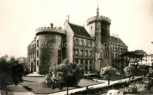 AK / Ansichtskarte Angouleme Hotel Ville et les Jardins Angouleme