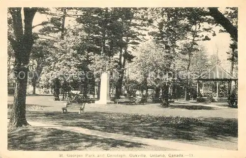 AK / Ansichtskarte Oakville_Ontario St Georges park and Canotaph  Oakville_Ontario