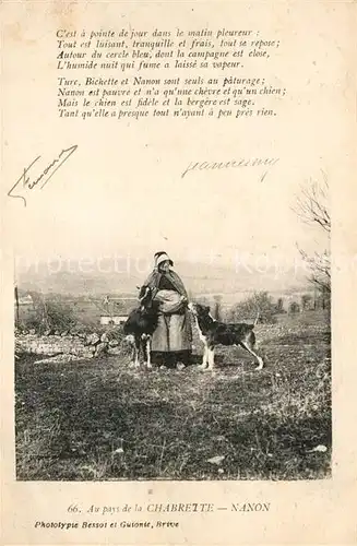AK / Ansichtskarte Brive la Gaillarde Au pays de la Chabrette Nanon Frau mit Ziege und Hund Brive la Gaillarde
