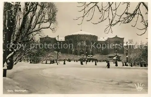 AK / Ansichtskarte Oslo_Norwegen Stortinget Parlament im Winter Oslo Norwegen