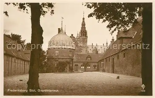 AK / Ansichtskarte Frederiksborg Slot Gaardinterieur Schloss Frederiksborg