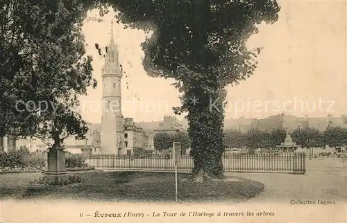 AK / Ansichtskarte Evreux tour de L`Horloge a travers les arbres Evreux