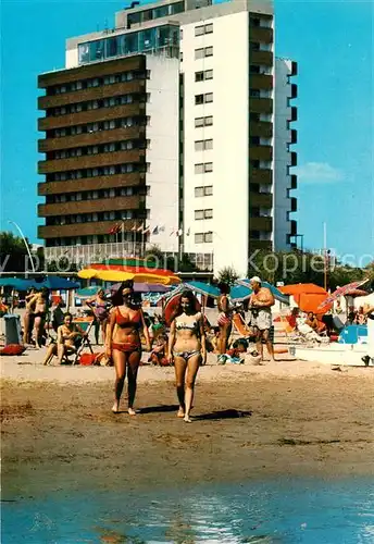 AK / Ansichtskarte Lignano_Sabbiadoro American Hotel Strand Lignano Sabbiadoro