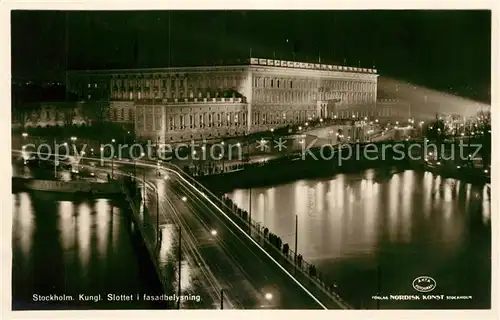AK / Ansichtskarte Stockholm Kungl Slottet i fasadbelysning Stockholm
