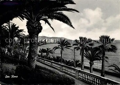 AK / Ansichtskarte San_Remo Passeggiata imperatrice Riviera dei Fiori San_Remo