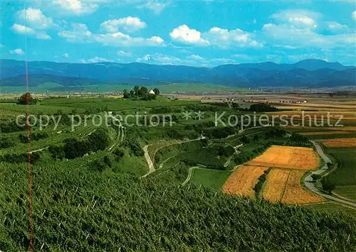 AK / Ansichtskarte Kaiserstuhl_Region Tuniberg mit Ehrentrudis Kapelle und Schwarzwald Kaiserstuhl_Region