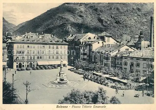 AK / Ansichtskarte Bolzano Piazza Vittorio Emanuele Monumento Bolzano