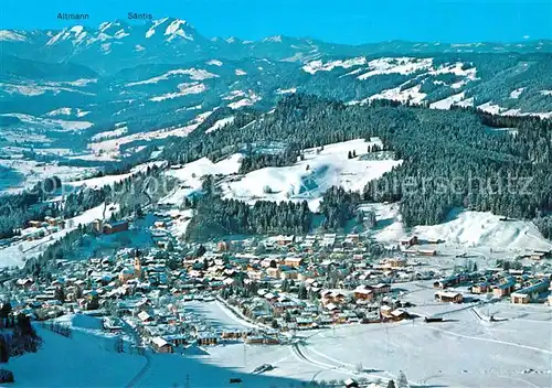 AK / Ansichtskarte Oberstaufen Fliegeraufnahme Winterlandschaft Oberstaufen