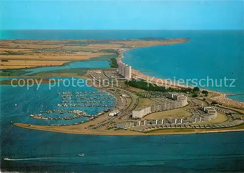 AK / Ansichtskarte Insel_Fehmarn Fliegeraufnahme Strand Burgtiefe Insel Fehmarn