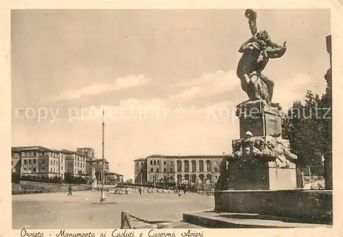 AK / Ansichtskarte Orvieto Monumento ai Caduti e Caserma Avieri Kriegerdenkmal Orvieto