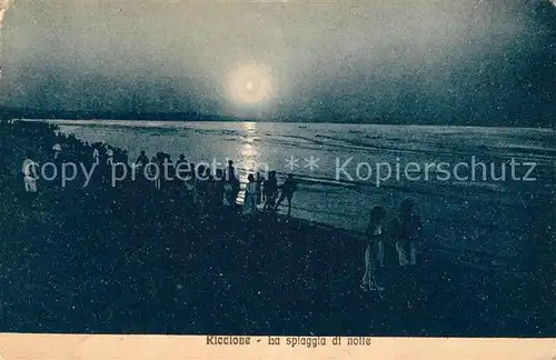 AK / Ansichtskarte Riccione La spiaggia di notte Strand in der Abenddaemmerung Riccione