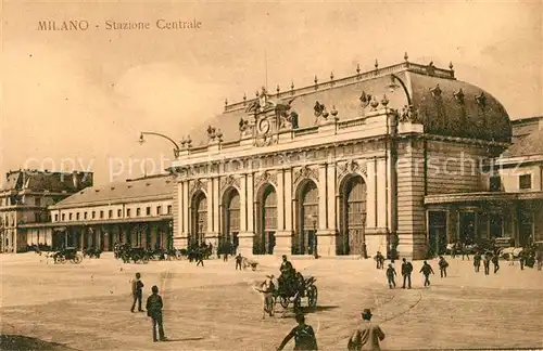 AK / Ansichtskarte Milano Stazione Centrale Hauptbahnhof Milano