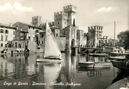 AK / Ansichtskarte Sirmione Lago di Garda Castello Scaligero Sirmione