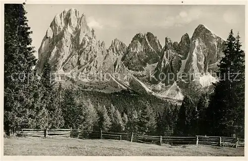 AK / Ansichtskarte Dolomiten Gruppo del Sassolungo Dolomiti Langkofel Dolomiten