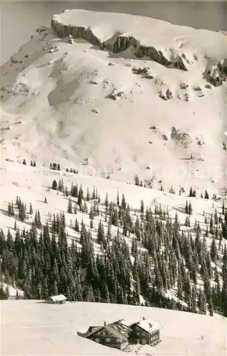 AK / Ansichtskarte Schwarzwasserhuette Skigebiet mit Hochifen Winterpanorama Schwarzwasserhuette
