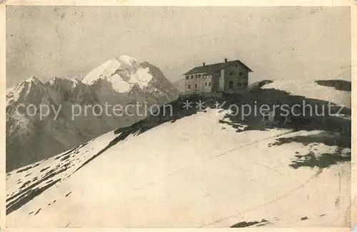 AK / Ansichtskarte Starkenburgerhuette Berghaus Stubaier Alpen Starkenburgerhuette