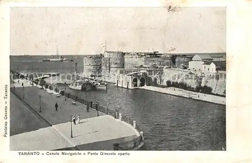 AK / Ansichtskarte Taranto Canale Navigabile e Ponte Girevole aperto Taranto