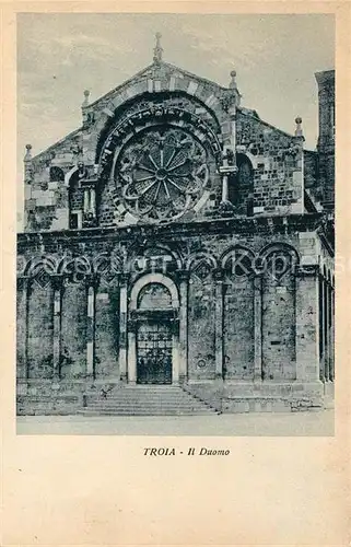AK / Ansichtskarte Troia Il Duomo Troia