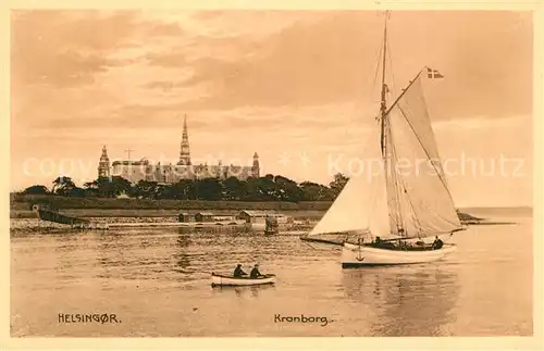 AK / Ansichtskarte Helsingor_Elsinore Kronborg Schloss Segelboot Helsingor Elsinore