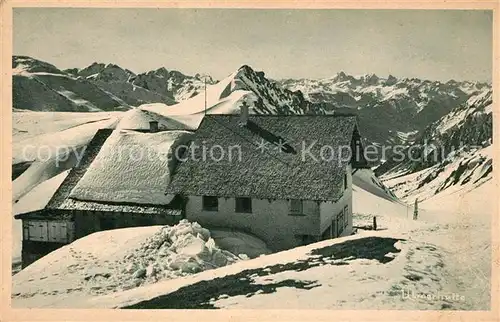 AK / Ansichtskarte Ulmer_Huette Valluga Blick gegen Scesaplana Alpenpanorama im Winter Ulmer Huette