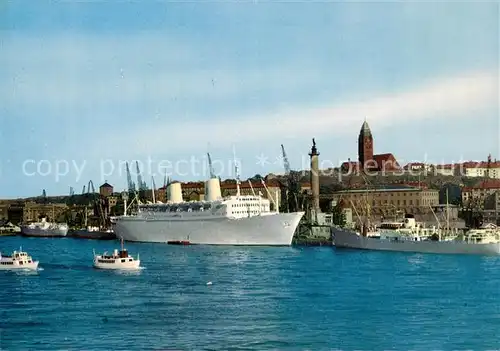AK / Ansichtskarte Goeteborg Hamnen med Gripsholm Passagierschiff Hafen Goeteborg