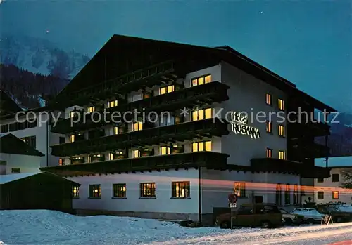 AK / Ansichtskarte St_Anton_Arlberg Hotel Restaurant Rosanna Nachtaufnahme St_Anton_Arlberg