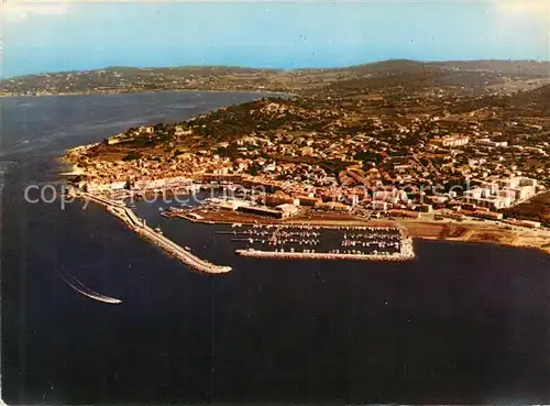 AK / Ansichtskarte Saint_Tropez_Var Fliegeraufnahme Saint_Tropez_Var