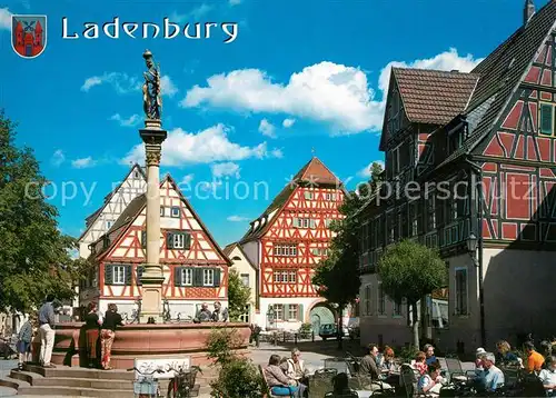 AK / Ansichtskarte Ladenburg Brunnen Marktplatz Altstadt Fachwerkhaeuser Ladenburg