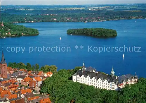 AK / Ansichtskarte Ploen_See Schloss Naturpark Holsteinische Schweiz Fliegeraufnahme Ploen_See