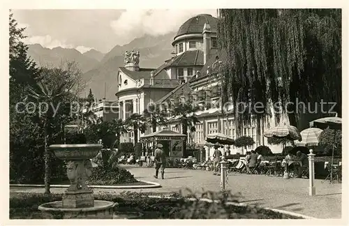 AK / Ansichtskarte Merano_Suedtirol Promenade und Kurhaus Merano Suedtirol