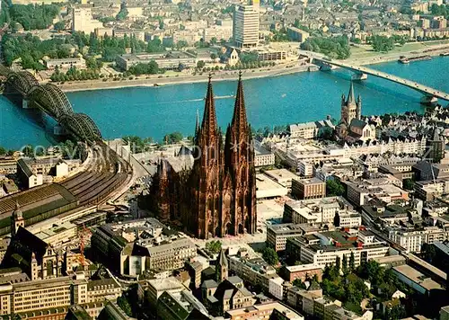 AK / Ansichtskarte Koeln_Rhein Fliegeraufnahme Dom Hohenzollernbruecke Deutzer Bruecke Koeln_Rhein