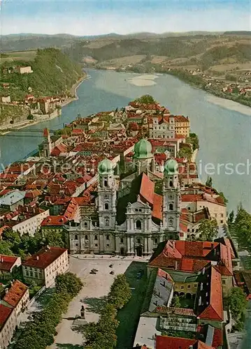 AK / Ansichtskarte Passau Fliegeraufnahme Dom Altstadt Passau