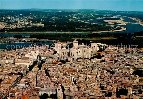AK / Ansichtskarte Avignon_Vaucluse Fliegeraufnahme Palais des Papes Fort Saint Andre Avignon Vaucluse