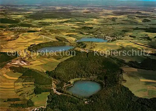 AK / Ansichtskarte Daun_Eifel Fliegeraufnahme Dauner Maare Daun_Eifel