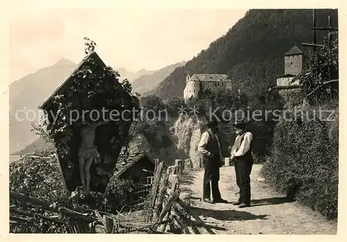AK / Ansichtskarte Merano_Suedtirol Schloss Tirol Wegekreuz Merano Suedtirol