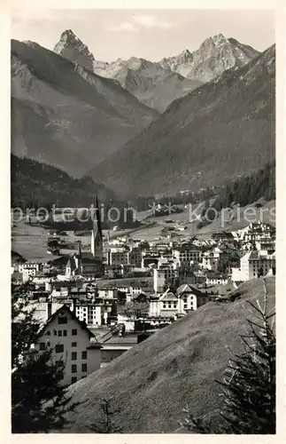 AK / Ansichtskarte Davos_Platz_GR mit Tinzenhorn und Piz Michel Davos_Platz_GR