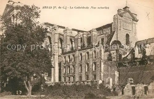 AK / Ansichtskarte Arras_Pas de Calais La Cathedrale Vue actuelle Arras_Pas de Calais